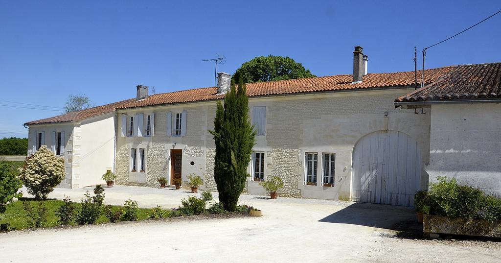 Le Vieux Noyer Bed & Breakfast Saint-Maurice-de-Tavernole Dış mekan fotoğraf